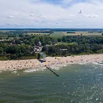 O R K A Pool , Beach And Sea 300 M Trzęsacz