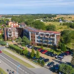 O R K A Pool , Beach And Sea 300 M Kompleks wypoczynkowy Trzęsacz
