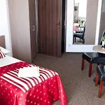 O R K A Pool , Beach And Sea 300 M Kompleks wypoczynkowy