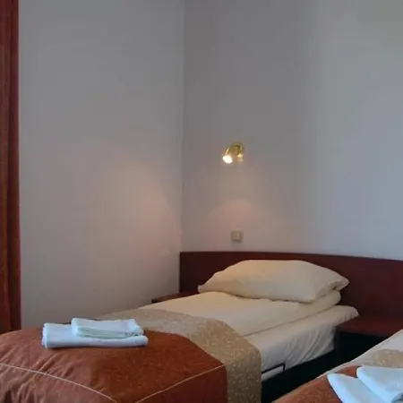 Orka 3*