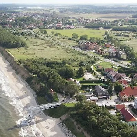 Üdülőpark O R K A Pool , And Sea 300 M Trzęsacz