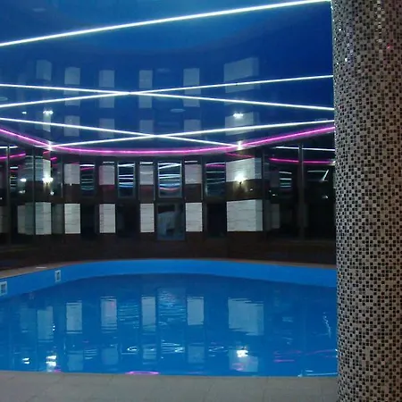 Kompleks wypoczynkowy O R K A Pool , And Sea 300 M